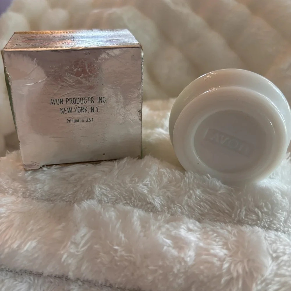 Vintage Avon To‎ A Wild Rose Cream Sachet Miniature Jar With Box